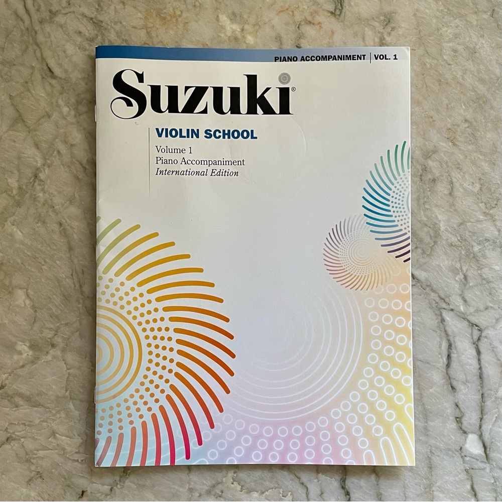 Book: Piano Accompaniment Vol 1 - Suzuki Method